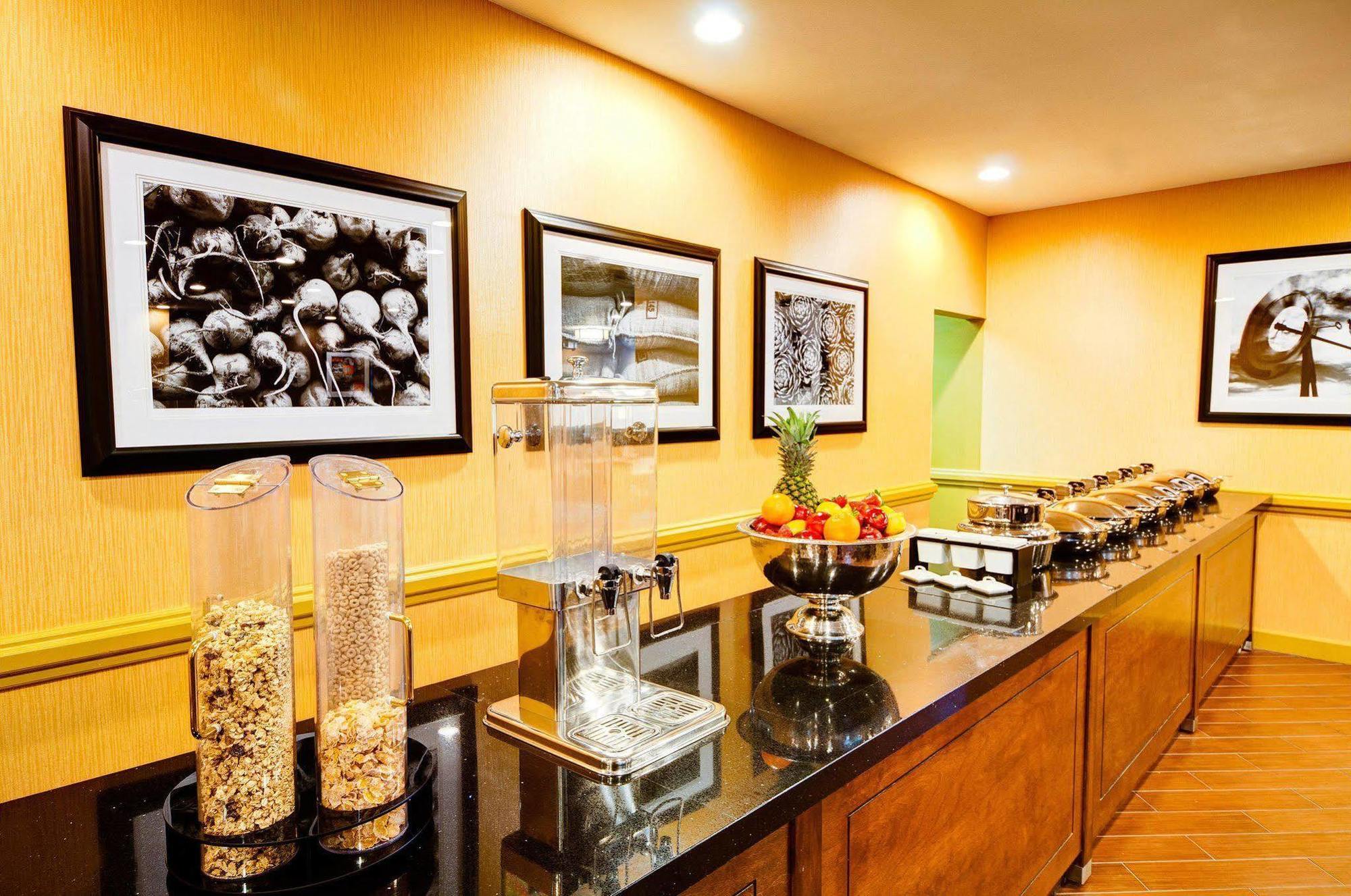 Hampton Inn & Suites Holly Springs Zewnętrze zdjęcie