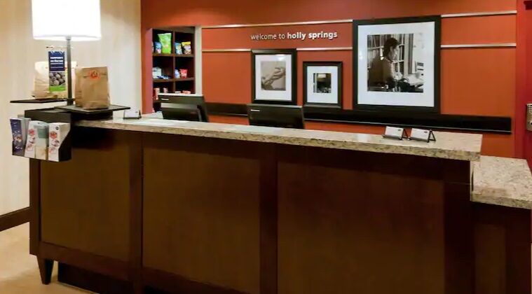 Hampton Inn & Suites Holly Springs Zewnętrze zdjęcie